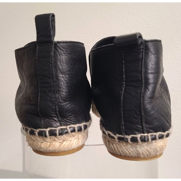 Vince Ronan US 7 Leather Slip On Moccasin Flats Comfort Shoes Black Boho Booties - Picture 5 of 7